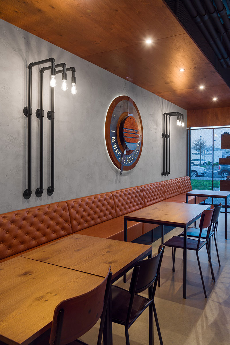 d'Burger, Restaurant interior design