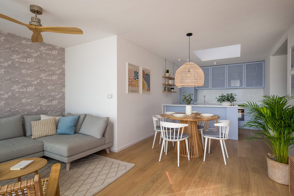 Seaside apartment - Home Interior Design | Prostornina | Interior Design - Seaside Penthouse Apartment Interior Inspiration