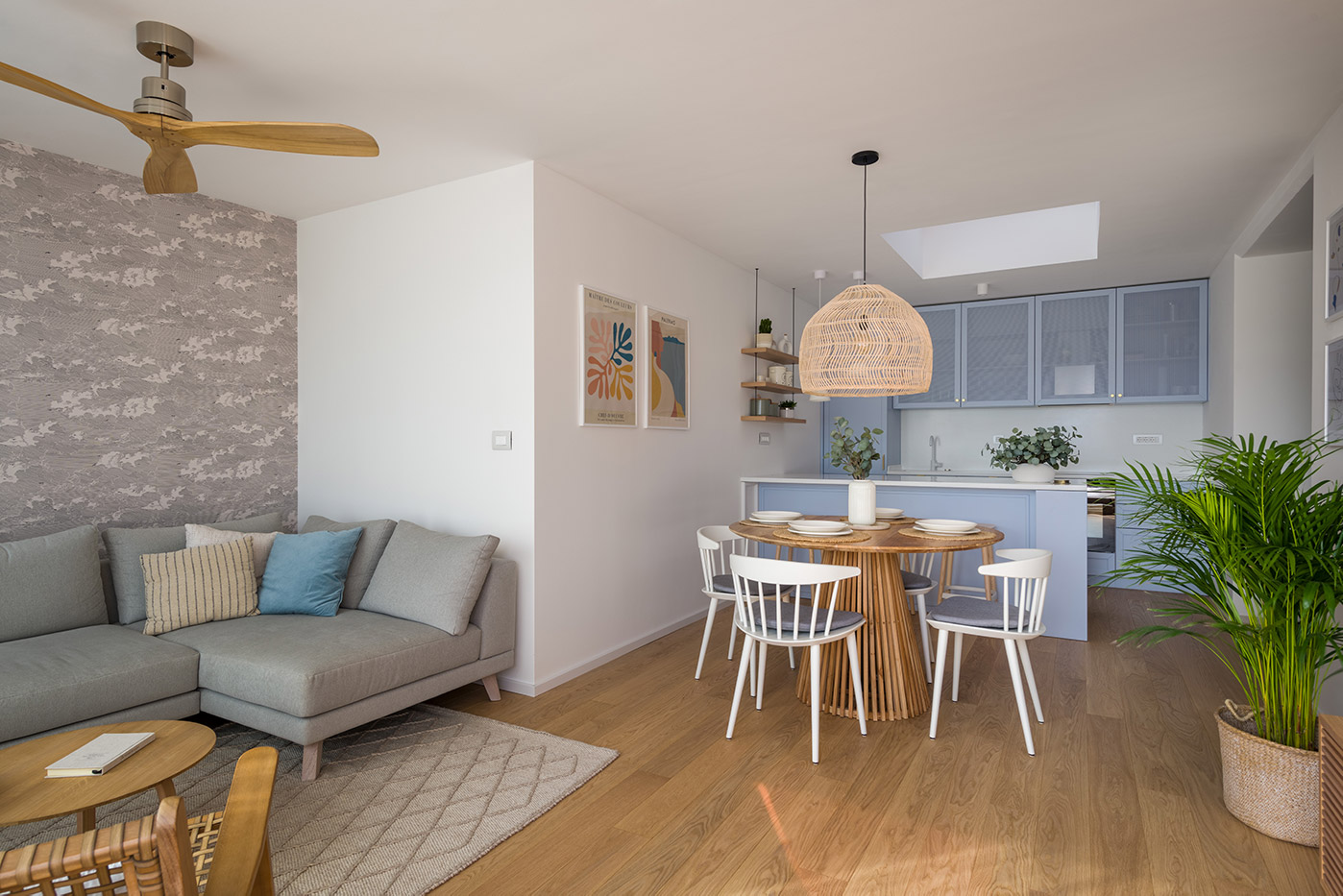 Seaside Apartment, Apartment interior design | photo: Janez Marolt